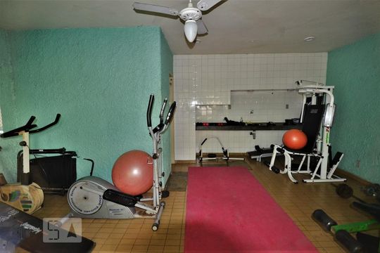 Área comum - Academia de apartamento para alugar com 2 quartos, 80m² em Laranjeiras, Rio de Janeiro