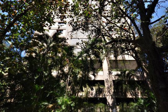 Fachada de apartamento para alugar com 2 quartos, 80m² em Laranjeiras, Rio de Janeiro