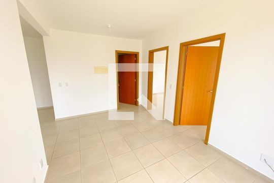 Sala de apartamento para alugar com 2 quartos, 77m² em Vargem do Bom Jesus, Florianópolis