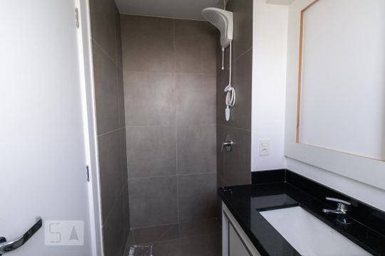 Banheiro de apartamento para alugar com 1 quarto, 46m² em Marechal Rondon, Canoas