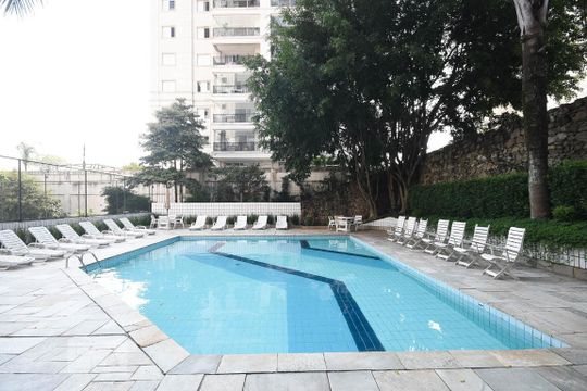 Piscina de apartamento à venda com 2 quartos, 77m² em Lar São Paulo, São Paulo