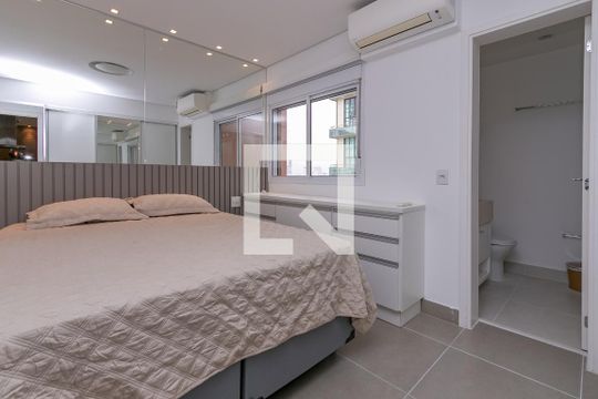 Suíte de apartamento para alugar com 1 quarto, 74m² em Cidade Monções, São Paulo