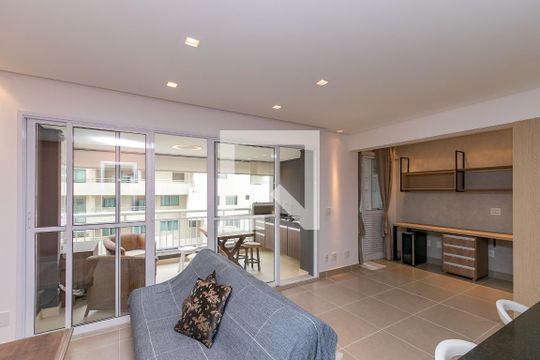 Sala de apartamento para alugar com 1 quarto, 74m² em Cidade Monções, São Paulo
