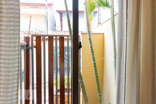 Vista sala de casa à venda com 2 quartos, 192m² em Vila Ré, São Paulo