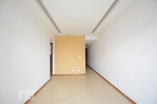 Sala de apartamento à venda com 3 quartos, 90m² em Vaz Lobo, Rio de Janeiro
