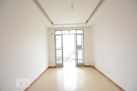 Sala de apartamento à venda com 3 quartos, 90m² em Vaz Lobo, Rio de Janeiro