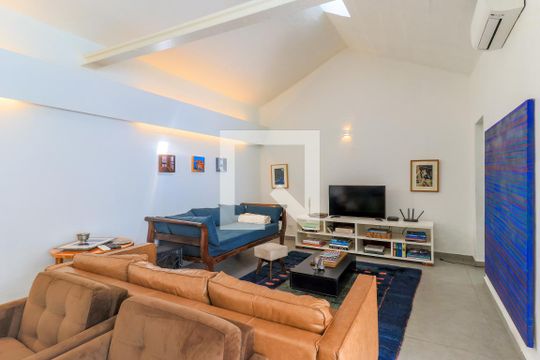 Casa à venda com 3 quartos, 300m² em Brooklin, São Paulo