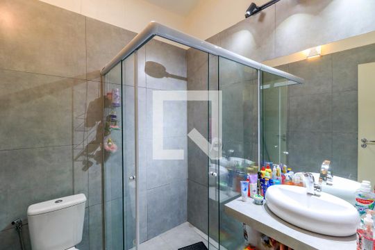 Banheiro de casa à venda com 3 quartos, 300m² em Brooklin, São Paulo