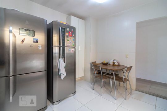 Cozinha 1 de casa à venda com 5 quartos, 370m² em Abolição, Rio de Janeiro