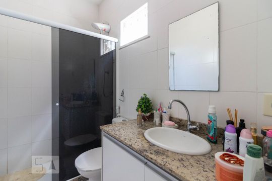 Banheiro 1 de casa à venda com 5 quartos, 370m² em Abolição, Rio de Janeiro