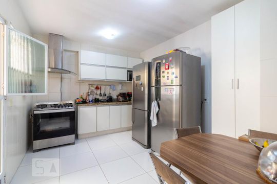 Cozinha 1 de casa à venda com 5 quartos, 370m² em Abolição, Rio de Janeiro