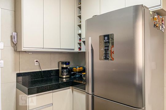 Cozinha de apartamento para alugar com 2 quartos, 70m² em Chácara da Barra, Campinas