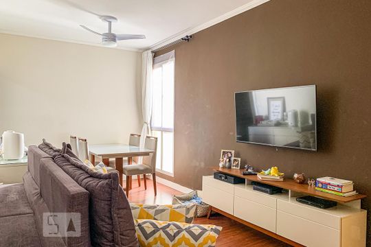 Sala de apartamento para alugar com 2 quartos, 70m² em Chácara da Barra, Campinas