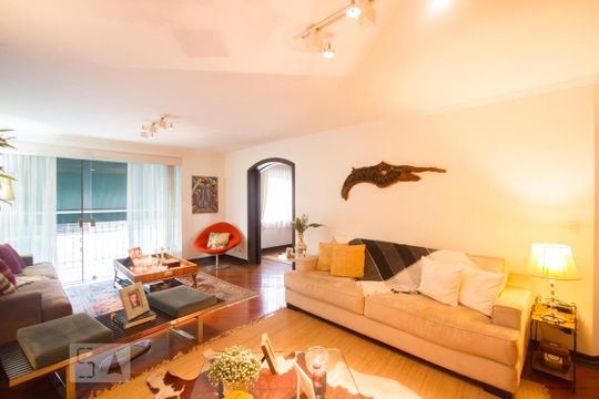 Sala de Estar de casa à venda com 2 quartos, 300m² em Brooklin, São Paulo