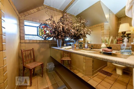 Lavabo de casa à venda com 4 quartos, 700m² em Gávea, Rio de Janeiro