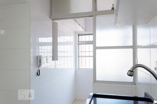 Cozinha de apartamento para alugar com 2 quartos, 62m² em Santana, São Paulo