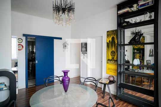 Sala de apartamento para alugar com 2 quartos, 100m² em Aclimação, São Paulo