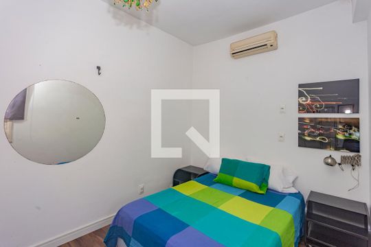Apartamento para alugar com 2 quartos, 100m² em Aclimação, São Paulo