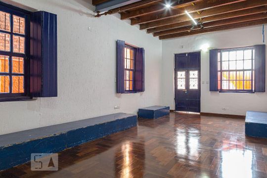 Sala  de casa à venda com 2 quartos, 180m² em Bela Vista, São Paulo