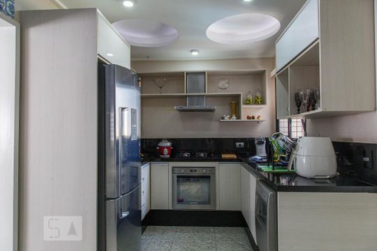 Cozinha de apartamento à venda com 3 quartos, 137m² em Vila Regente Feijó, São Paulo