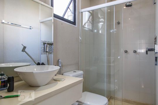 Banheiro Suíte 2 de apartamento à venda com 3 quartos, 137m² em Vila Regente Feijó, São Paulo