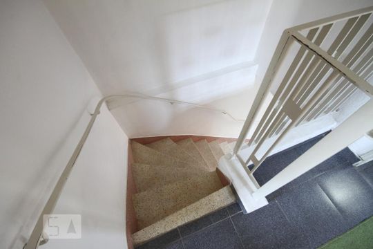 Corredor de casa à venda com 4 quartos, 190m² em Vila Brasilina, São Paulo