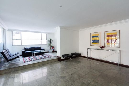 Hall social de apartamento para alugar com 1 quarto, 48m² em Indianópolis, São Paulo