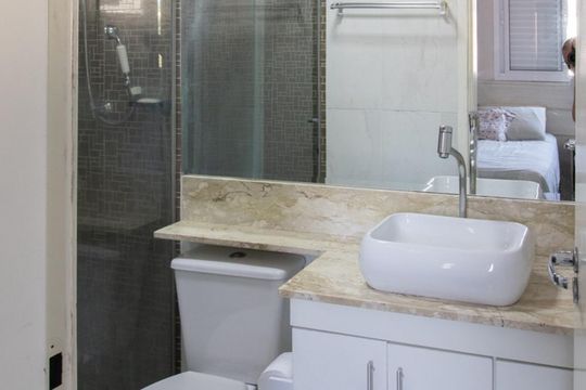 Banheiro da Suíte de apartamento à venda com 3 quartos, 63m² em Centro, Diadema