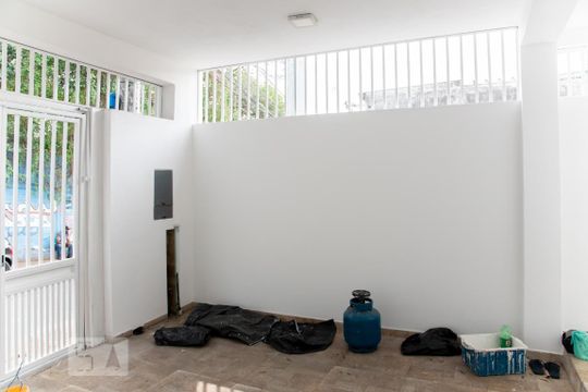 Garagem de casa para alugar com 2 quartos, 120m² em Vila Nova Teresa, São Paulo