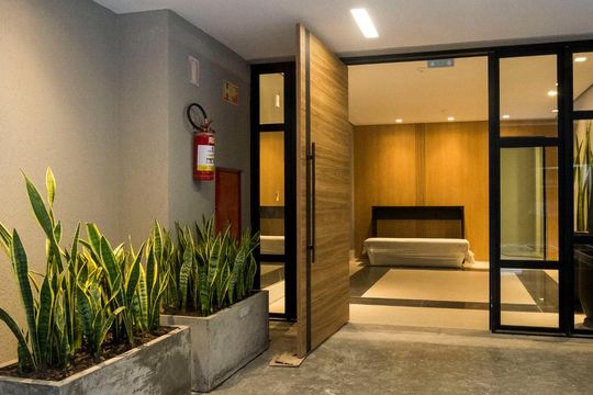 Entrada do Bloco de apartamento à venda com 3 quartos, 105m² em Menino Deus, Porto Alegre