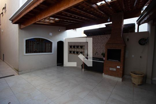Área comum - Churrasqueira de casa para alugar com 3 quartos, 113m² em Vila Jacuí, São Paulo