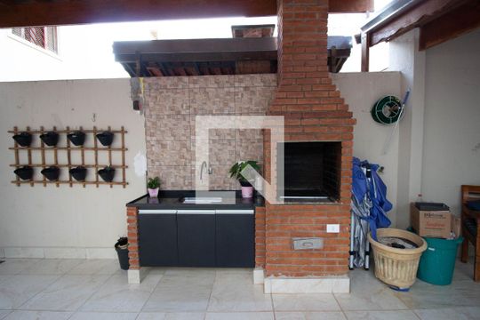 Área comum - Churrasqueira de casa para alugar com 3 quartos, 113m² em Vila Jacuí, São Paulo