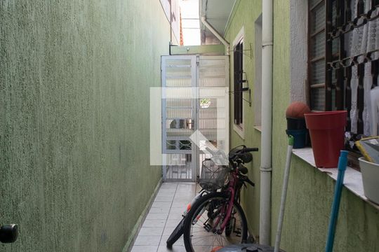 Corredor de casa à venda com 2 quartos, 78m² em Carandiru, São Paulo