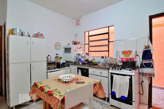 Cozinha de casa à venda com 2 quartos, 83m² em Jardim Pilar, Santo André