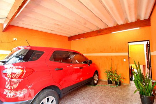 Garagem de casa à venda com 2 quartos, 83m² em Jardim Pilar, Santo André