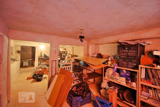 Porão de casa à venda com 2 quartos, 83m² em Jardim Pilar, Santo André