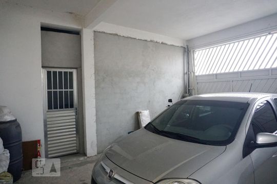 Garagem de casa à venda com 3 quartos, 200m² em Vila Costa Melo, São Paulo