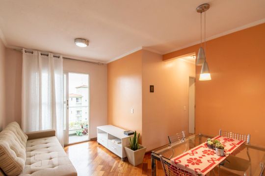 Apartamento para alugar com 2 quartos, 52m² em Vila Metalúrgica, Santo André