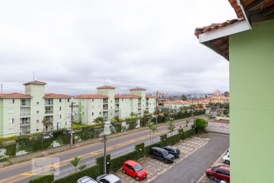 Vista Quarto 2 de apartamento para alugar com 2 quartos, 52m² em Vila Metalúrgica, Santo André