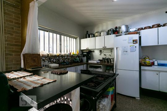 Cozinha de casa à venda com 3 quartos, 350m² em Chácara Santo Antônio (zona Leste), São Paulo