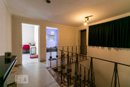 Escadas de casa à venda com 3 quartos, 350m² em Chácara Santo Antônio (zona Leste), São Paulo
