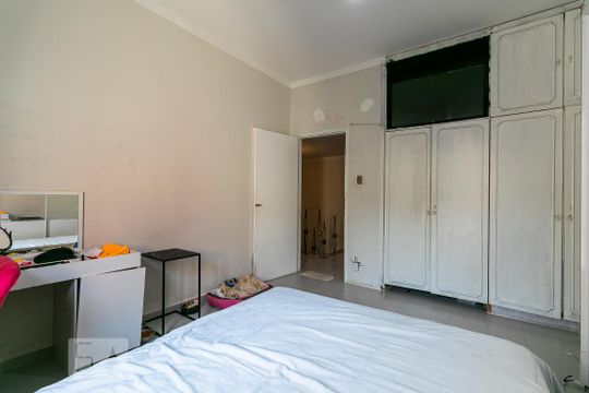 Suíte 1 de casa à venda com 3 quartos, 350m² em Chácara Santo Antônio (zona Leste), São Paulo