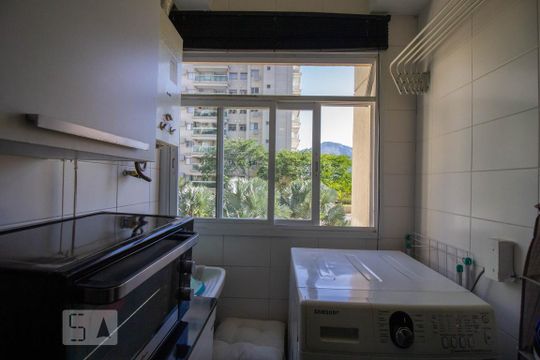 Cozinha de apartamento à venda com 3 quartos, 83m² em Barra da Tijuca, Rio de Janeiro