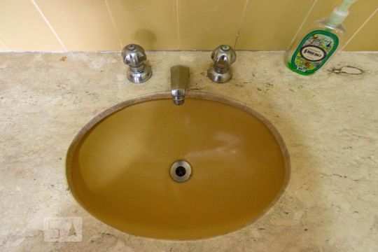 Lavabo  de casa de condomínio à venda com 4 quartos, 202m² em Vila Suzana, São Paulo
