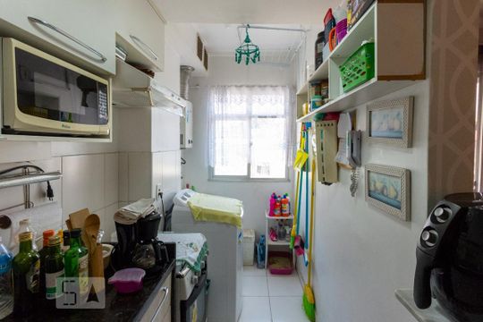 Cozinha e Área de Serviço de apartamento à venda com 2 quartos, 50m² em São Cristóvão, Rio de Janeiro