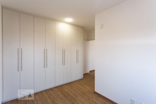 Suíte de apartamento à venda com 1 quarto, 65m² em Continental, Osasco