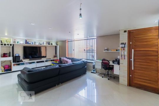 Casa à venda com 2 quartos, 320m² em Vila Dalila, São Paulo