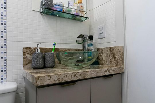 Banheiro de apartamento à venda com 1 quarto, 42m² em Vila Matilde, São Paulo