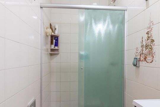 Banheiro de casa para alugar com 2 quartos, 112m² em Jardim Santa Mena, Guarulhos