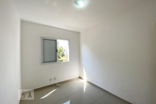 Quarto de apartamento para alugar com 2 quartos, 76m² em Jardim Piratininga, Sorocaba